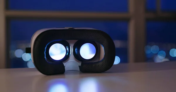 Dispositivo Realidade Virtual Reproduzindo Vídeo Dentro — Fotografia de Stock