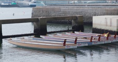Kowloon Körfezi, Hong Kong 26 Ekim 2018:-Dragon Tekne Denizi üzerinde
