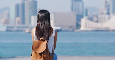 Hong Kong kowloon tarafında arayan kadın