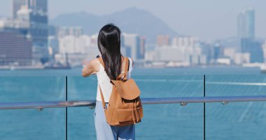 Hong Kong kowloon tarafında arayan kadın