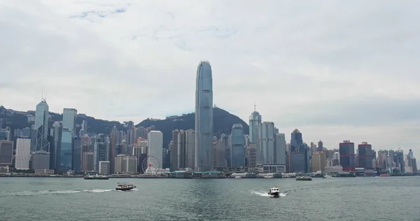 ビクトリア港 2018 香港市街のスカイライン — ストック写真