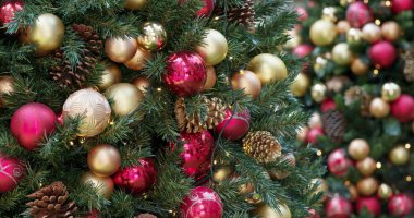 Güzel Noel ağacı süslemesi