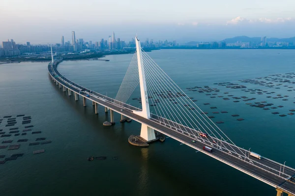 Hong Kong Octubre 2018 Puente Bahía Shenzhen Con Cielo Azul —  Fotos de Stock