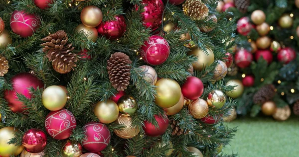 Mooie Kerstboom Decoratie — Stockfoto