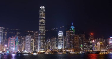 Victoria limanı, Hong Kong - 13 Aralık 2018: Gece Hong Kong