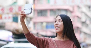 Turist Hong Kong kentinde kamera fotoğraf çekmek