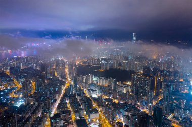 Kowloon City, Hong Kong - 29 Ocak, 2019: gece Hong Kong şehir