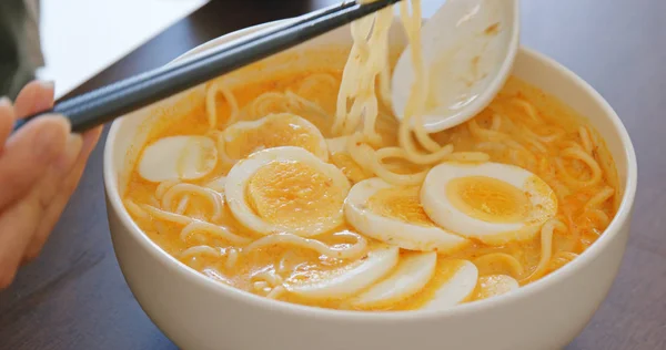 Delicioso Laksa Tigela Perto — Fotografia de Stock