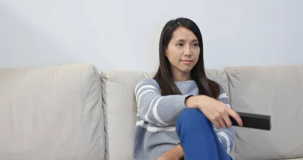 Woman Watch Home — Stock Photo, Image