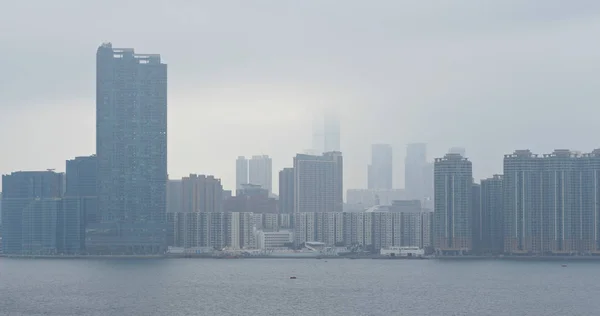 Kai tak, Hongkong 01 březen 2019: Hongkong – znečištění ovzduší — Stock fotografie