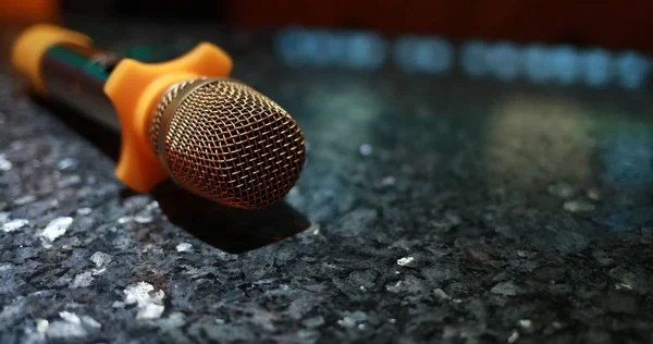 Karaoke Mikrofon Místnosti Blízko — Stock fotografie