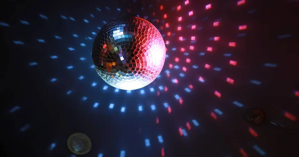 Lustro Odbija Piłkę Disco — Zdjęcie stockowe