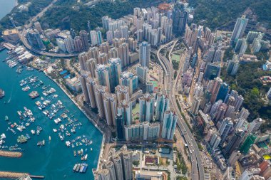 Shau Kei Wan, Hong Kong - 19 Mart 2019: Hong Kong şehrinin yukarıdan aşağıya görünümü