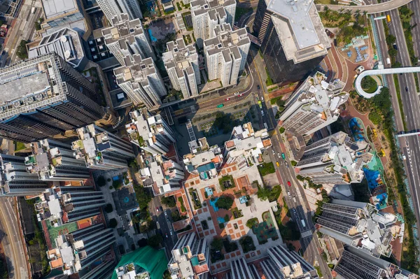 Tai Koo, Hong Kong - 19 Mart 2019: Hong Kong şehrinin yukarıdan aşağıya görünümü