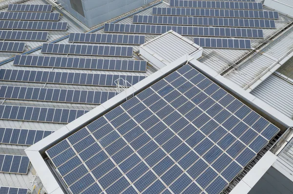 Letecký pohled na solární panel — Stock fotografie