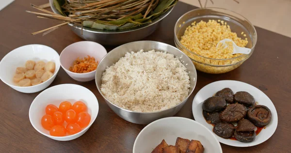 Bereiten Sie Nahrung Für Reisknödel — Stockfoto