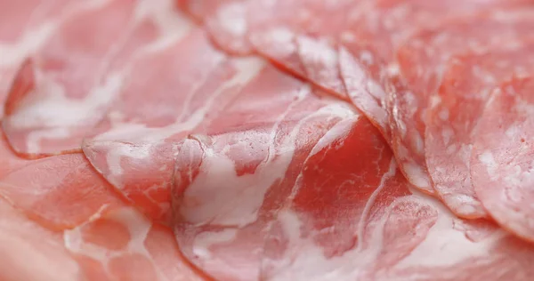 Salame, prosciutto affettato e salsiccia — Foto Stock