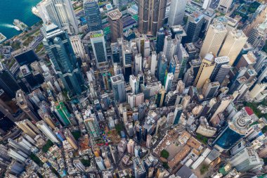 Central, Hong Kong - 29 Nisan 2019: Hong Kong şehir merkezinin havadan görünümü