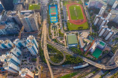 Kowloon Bay, Hong Kong - 25 Nisan 2019: Hong Kong şehrinin en iyi görünümü