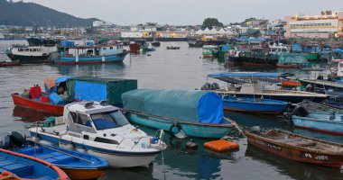 Cheung Chau, Hong Kong - 24 Nisan 2019: Akşam Cheung chau adası