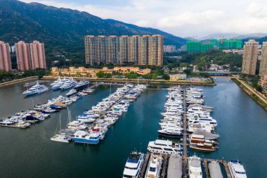 Tuen Mun, Hong Kong - 16 Mayıs 2019: Hong Kong altın sahilinin havadan görünümü