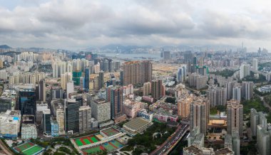 San Po Kong, Hong Kong - 17 Mayıs 2019: Hong Kong'daki apartmanın en iyi görünümü