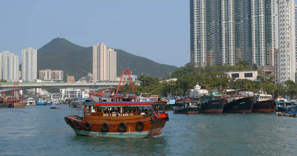 Aberdeen, Hong Kong - 12 Mayıs 2019: Aberdeen 'deki Hong Kong limanı