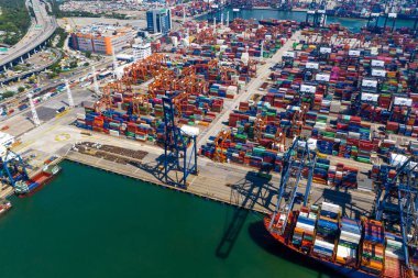 Kwai Chung, Hong Kong - 15 Mayıs 2019: Hong Kong şehrindeki Kwai Chung Kargo Terminali