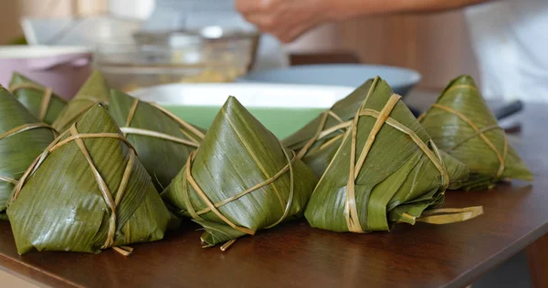 Traditionele Rijst Dumplings Voor Dragon Boat Festival — Stockfoto