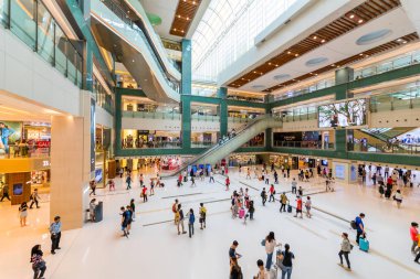 Sha Tin, Hong Kong - 03 Haziran 2019: Hong Kong Alışveriş Merkezi