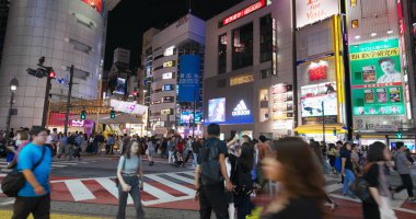 Tokyo, Japonya - 28 Haziran 2019: Japonya'da shibuya bölgesi