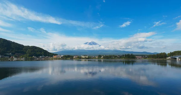 Fujisan i Kawaguciko av Japan på sommartid — Stockfoto