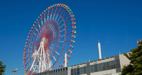 Roue Ferris Avec Ciel Bleu — Photo