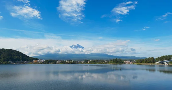 Mountain Fuji i Kawaguchiko-sjön i Japan — Stockfoto