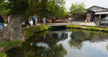 Yamanashi, Japonya, 28 Haziran 2019: Japonya'da Oshino Hakkai