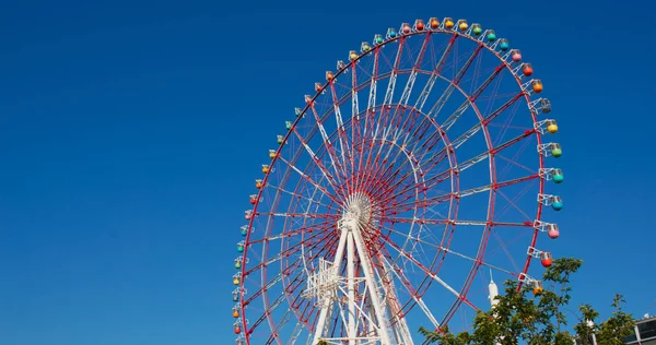 Riesenrad Mit Blauem Himmel — Stockfoto