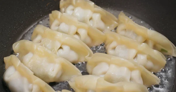 Fleischklößchen Der Pfanne Braten — Stockfoto