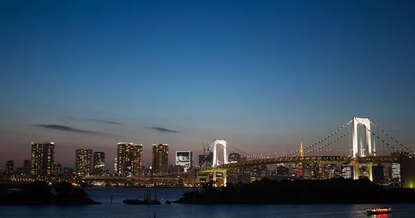 Tokyo Japonya Temmuz 2019 Akşam Odaiba Şehir Silueti — Stok fotoğraf