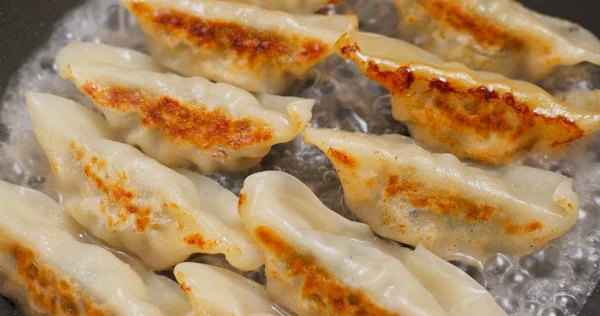 Fry Chinese Meat Dumplings Pan — Stock Photo, Image