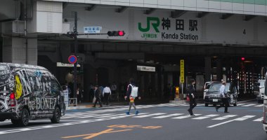 Tokyo, Japonya - 28 Haziran 2019: Tokyo 'daki Kanda İstasyonu