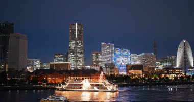 Yokohama, Japonya - 09 Temmuz 2019: Gece Yokohama Şehri