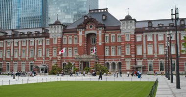 Tokyo, Japonya - 29 Haziran 2019: Tokyo İstasyonu