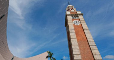 Tsim Sha Tsui, Hong Kong - 26 Temmuz 2019: Hong Kong saat kulesi