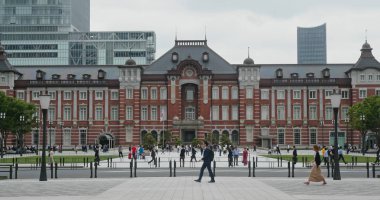 Tokyo, Japonya - 02 Temmuz 2019 Tokyo İstasyonu