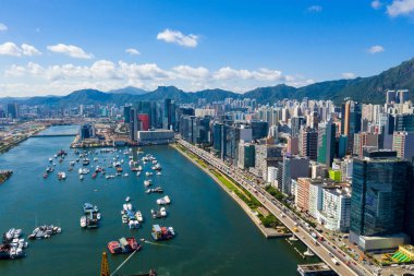 Kwun Tong, Hong Kong - 06 Eylül 2019: Hong Kong şehir merkezinin en iyi manzarası