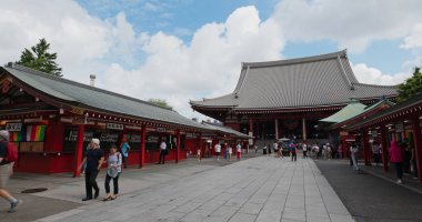Tokyo, Japonya - 24 Haziran 2019: Tokyo 'da Sensoji