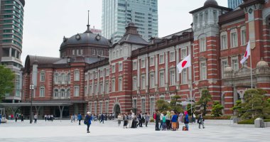 Tokyo, Japonya - 29 Haziran 2019: Tokyo İstasyonu