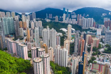 Causeway Bay, Hong Kong - 01 Haziran 2019: Hong Kong şehrinin en iyi görünümü