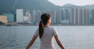 Hong Kong 'daki deniz manzarasına bir bak.