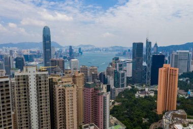 Merkez, Hong Kong - 24 Eylül 2019: Hong Kong üzerinde İHA uçuşu